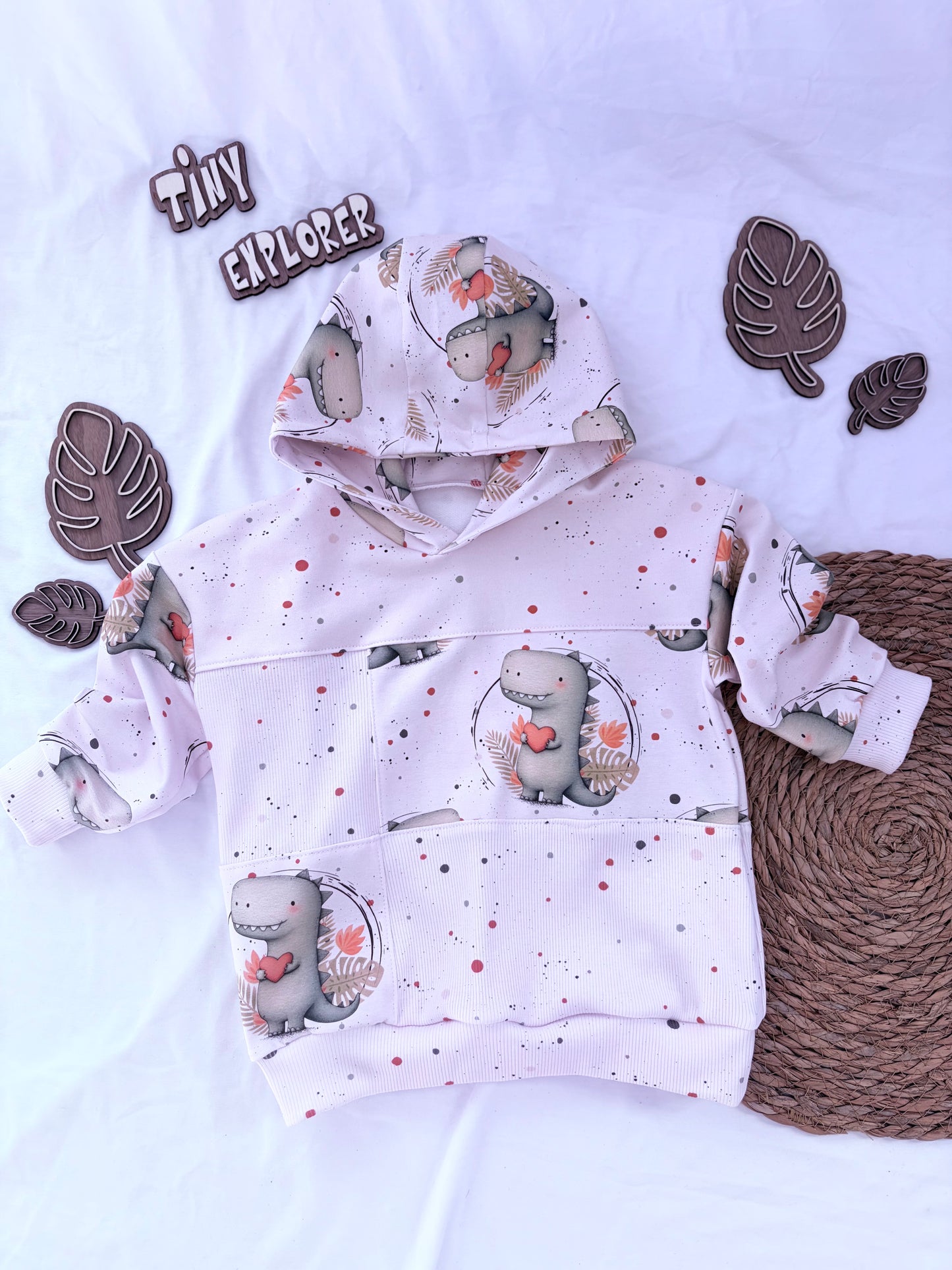 Herzensdino | Dino Stoff Meterware | Kinderstoff