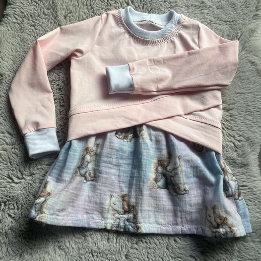 Stoffdesign „Weißes Einhorn“ Stoff Meterware – Softshell, Baumwolle, Musselin, Minky & Lycra UV50+