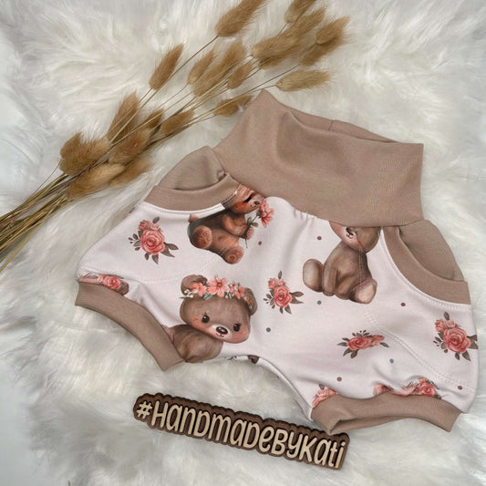 Handmade kurze Hose "süße Bären" in beige