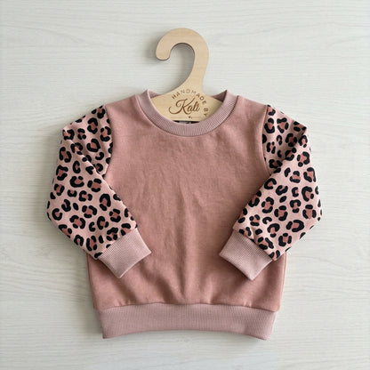Leo Set Kinder – Pullover & Schlagleggings in Rosé | handmade