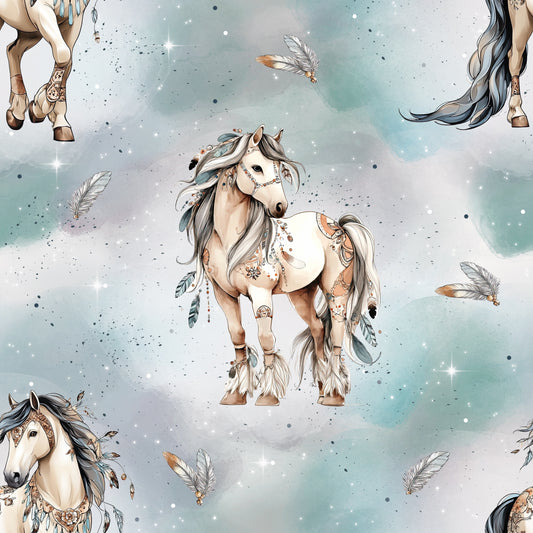 Jersey Stoff Meterware mit Boho-Pferden, Federn und Aquarell-Hintergrund in Eisblau – Kinderstoff Stoffzauber by Kati