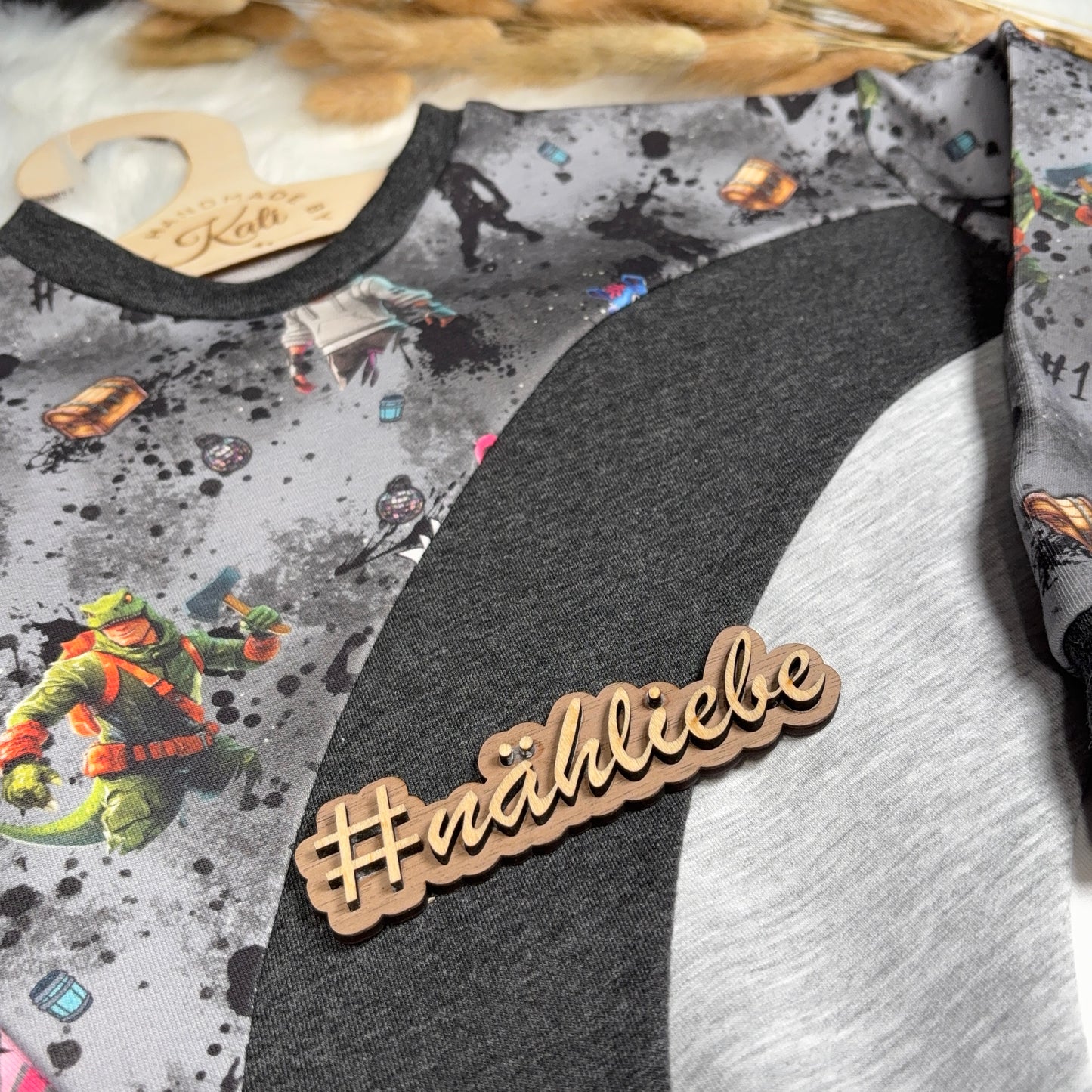 Kinder Sweatshirt „Game 4 Nite“ | Handmade Pullover aus French Terry