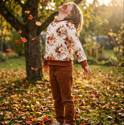 Kinderpullover „Herbstblütenzauber" – French Terry, handmade